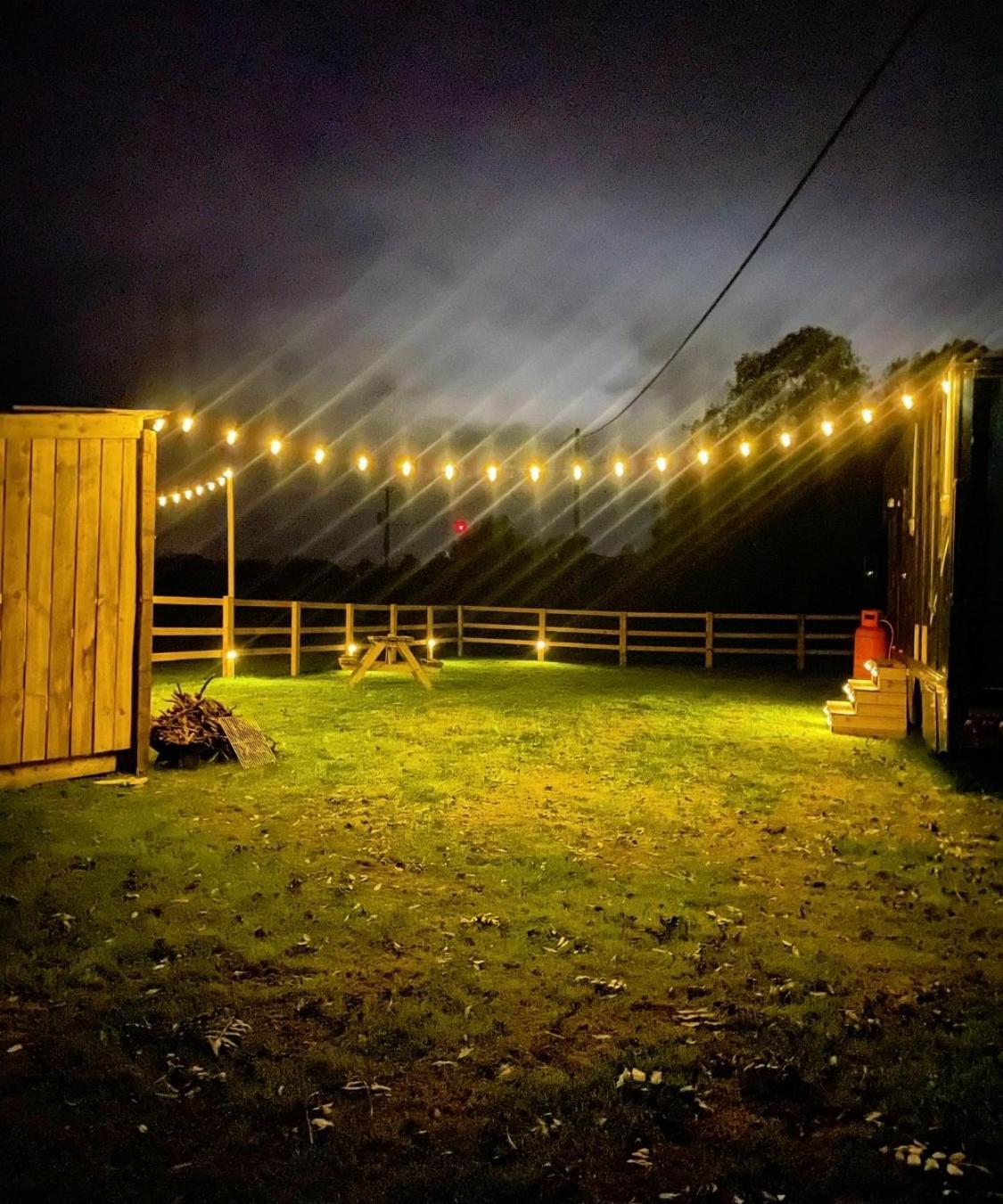 North Yorkshire Horse Box Hotel Exterior photo