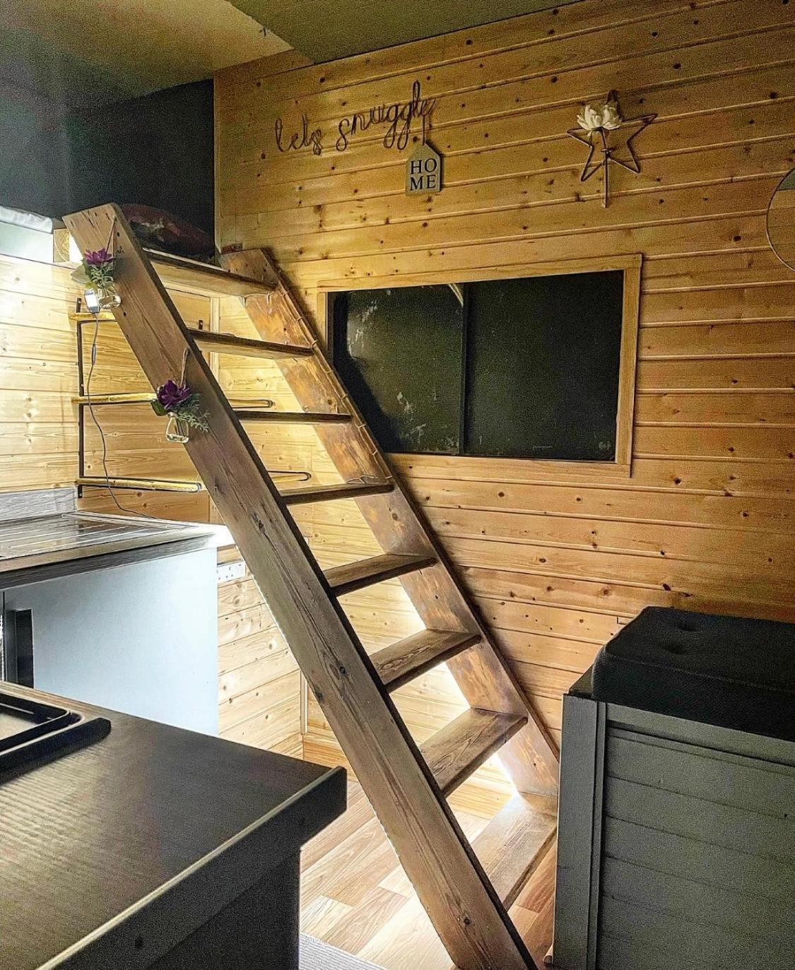 North Yorkshire Horse Box Hotel Exterior photo
